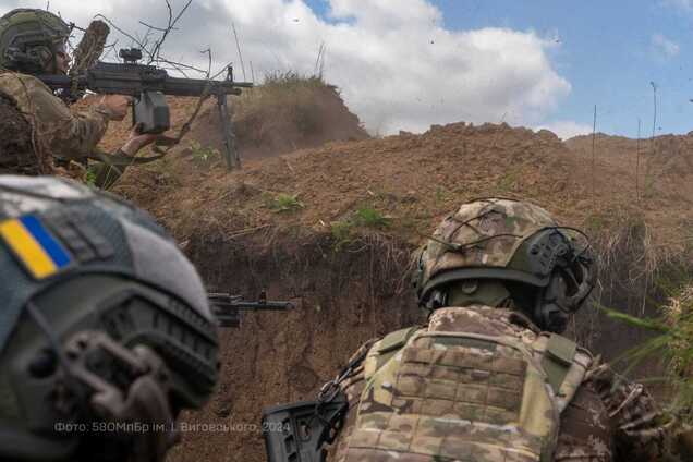 Ворог намагається прорвати оборону українських військ: у Генштабі назвали найгарячіші напрямки