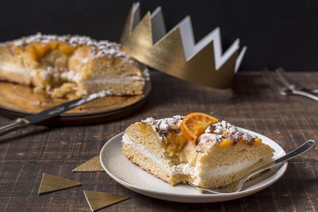 Королівський пиріг із сирною начинкою: елегантний та вишуканий десерт