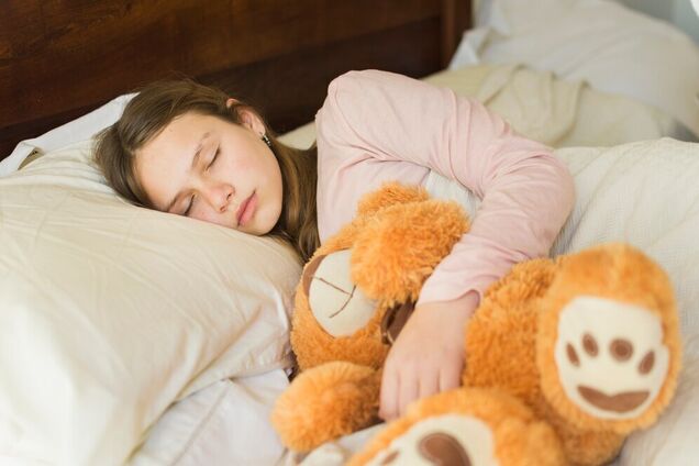 П’ять поширених міфів про сон: чому не можна багато спати 