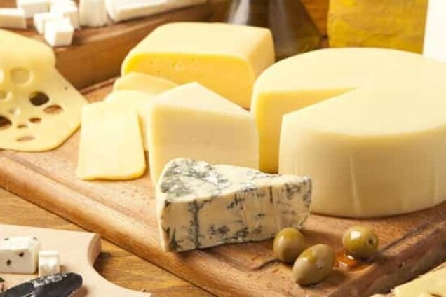 З чого приготувати домашній твердий сир: ділимось найпростішою технологією