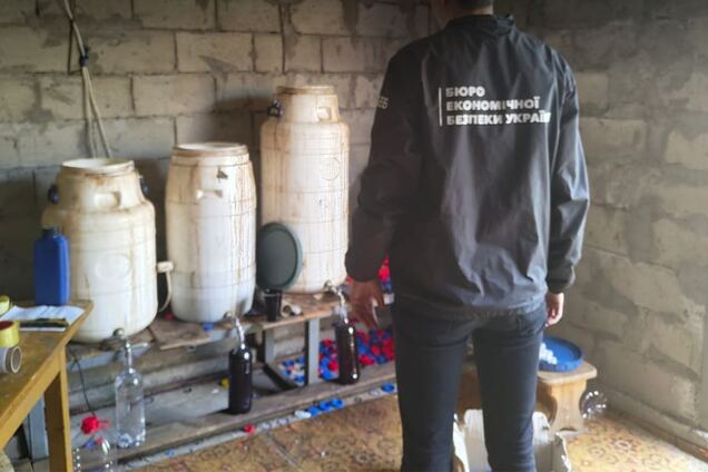 Украинцам продавали 'паленый' алкоголь