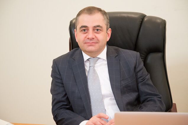 Заместитель директора НАБУ Углава подал иск против Шабунина и ГПК