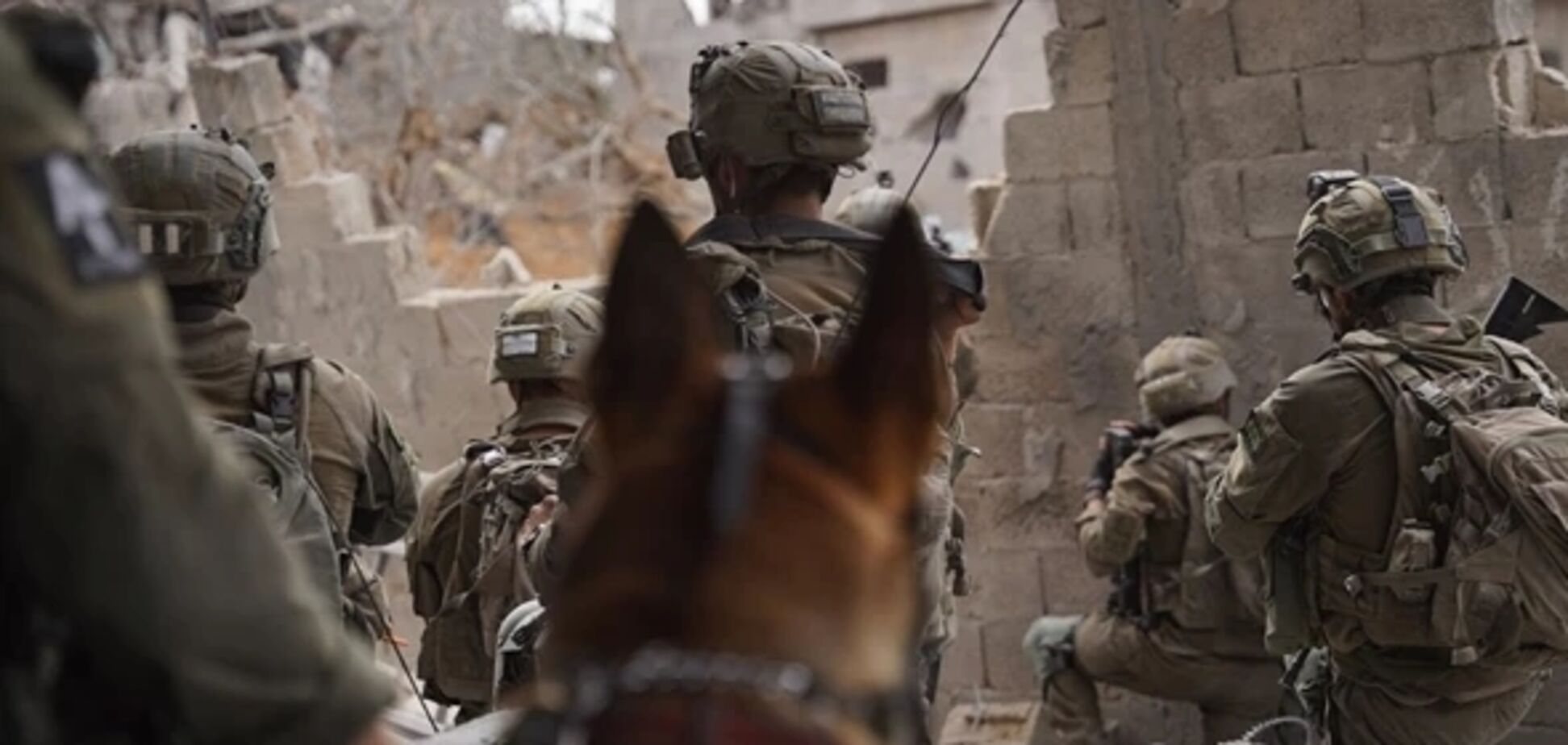 Израильские военные обнаружили в секторе Газа тела еще трех заложников, убитых ХАМАС 7 октября. Фото