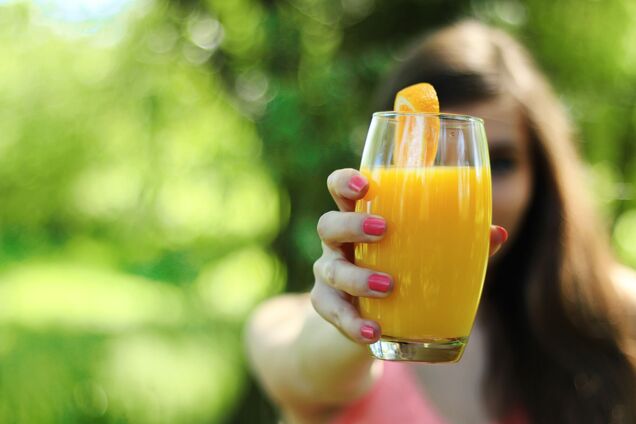 5 соков для красивой и сияющей кожи: какие напитки в рационе могут улучшить здоровье
