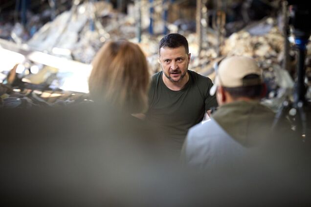 'Нас никто не слышал!' Зеленский рассказал о просьбе к Байдену перед полномасштабным вторжением России