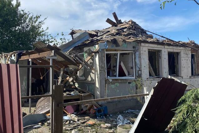 Окупанти вдарили по Богуславці на Харківщині: загинула жінка, серед поранених – дитина