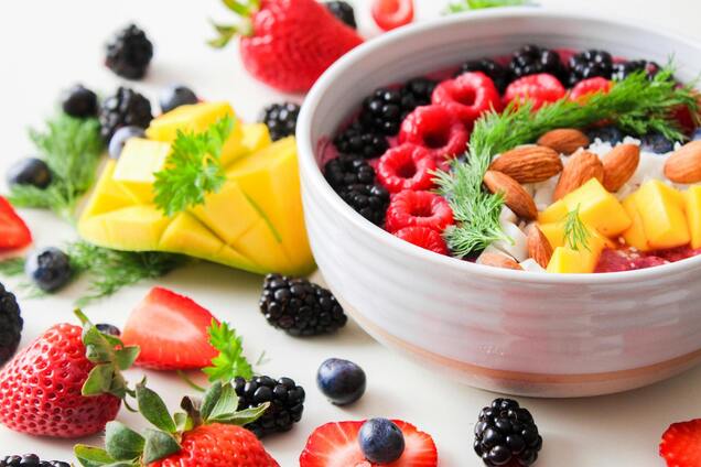10 полезных низкокалорийных закусок для похудения
