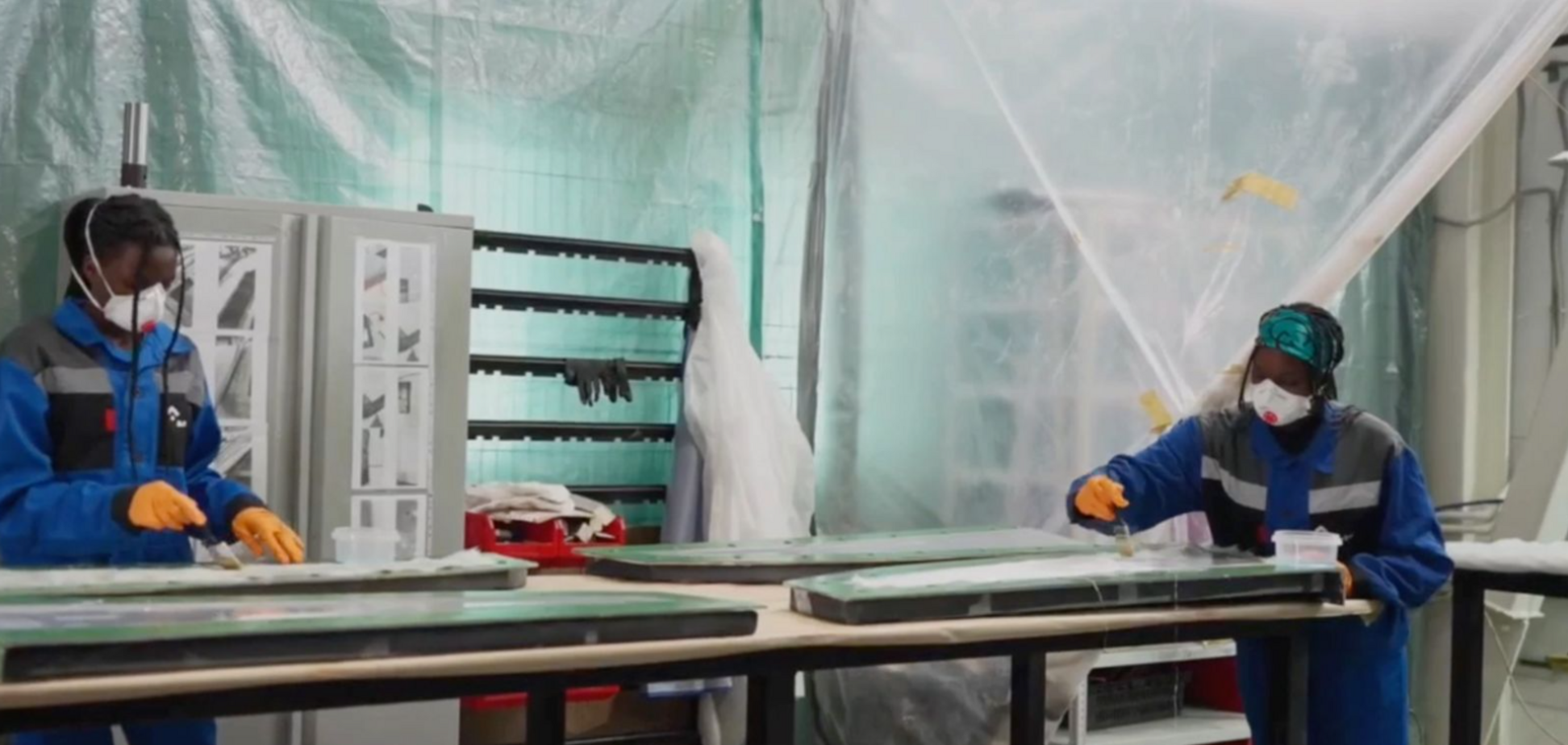 Россия наращивает вербовку женщин из стран Африки для сборки дронов-камикадзе – Le Monde