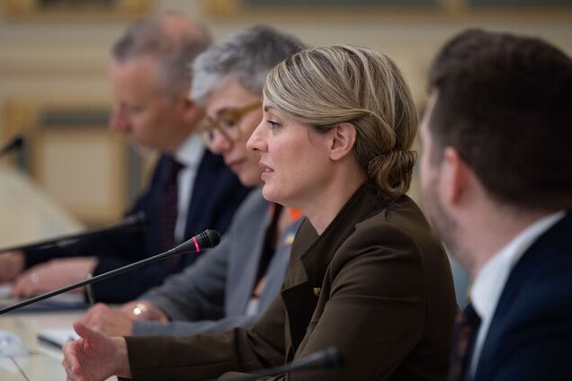 'Росія не має червоних ліній': у Канаді заявили, що не обмежують Україну у виборі цілей для наданої зброї