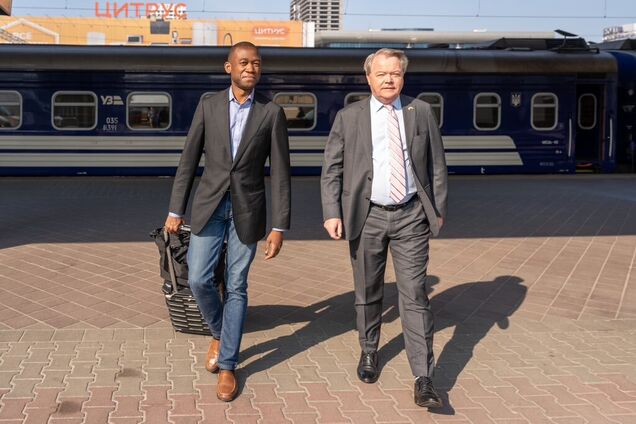 Визит в Украину Уолли Адейемо