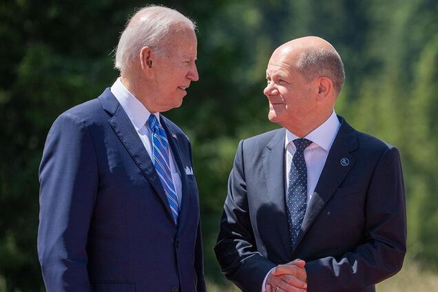 'У кожного свої інтереси': Самусь пояснив, чому Байден і Шольц проти ескалації війни в Україні. Відео