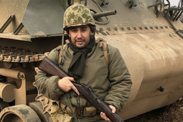 Бывшему участнику 'Дом-2' обожгло лицо на войне в Украине: взрыв произошел в метре от него