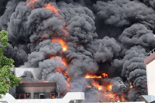 У Берліні сталася пожежа на заводі виробника систем ППО Iris-T. Фото і відео