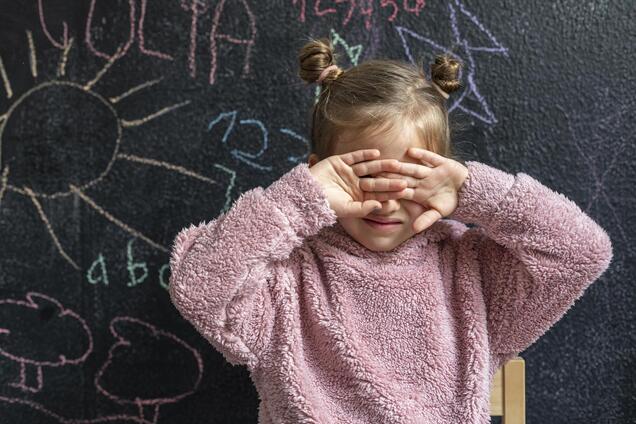 Чим булінг відрізняється від конфлікту в школі: як зрозуміти, що вашу дитину цькують