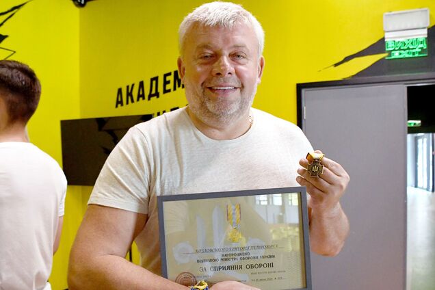 Григорий Козловский получил медаль 'За содействие обороне'
