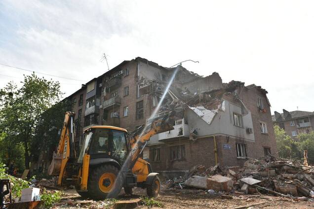 Наслідки удару РФ по Харкову показали на відео з висоти: кількість жертв зросла до п'яти