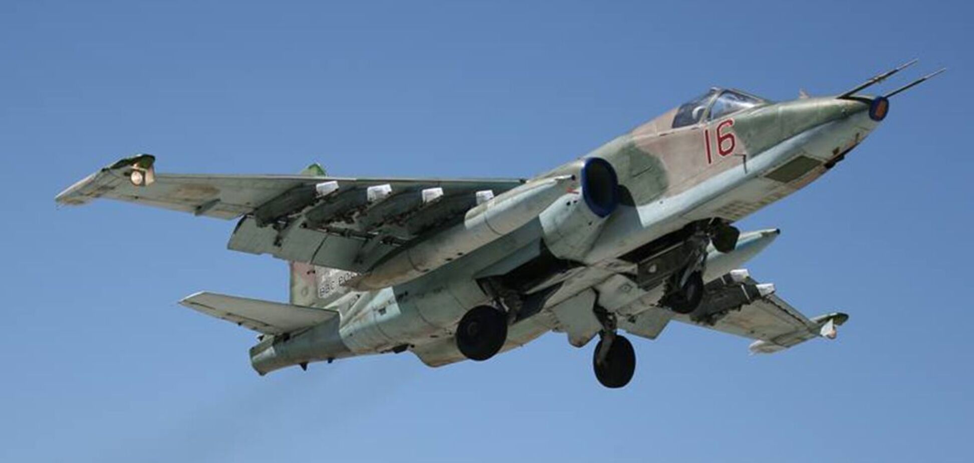 Украинские военные сбили вражеский Су-25: подробности озвучил президент