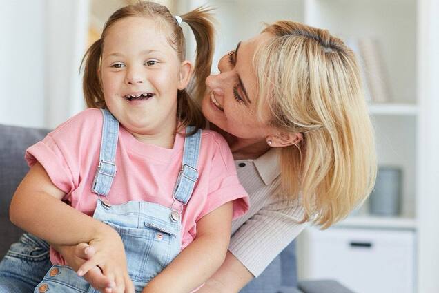 Соцзащита детей с инвалидностью: Фонд Рината Ахметова провел практический вебинар для родителей и специалистов