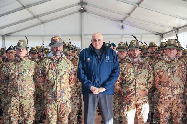 Глава минобороны Италии Гвидо Крозетто