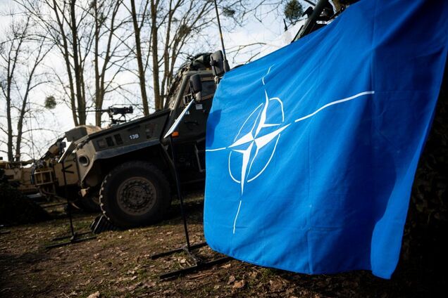 НАТО может напрямую вмешаться в войну в Украине? СМИ узнали о 'красных линиях'