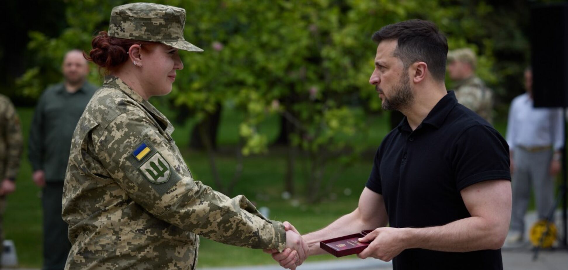 Нагородження військовослужбовиці ЗСУ
