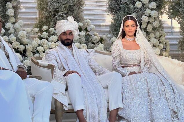 Мільярдер Умар Камані і модель Ната Адель відгуляли 'весілля року' за $25 млн: зіркових гостей розважали Мерая Кері та Андреа Бочеллі. Фото