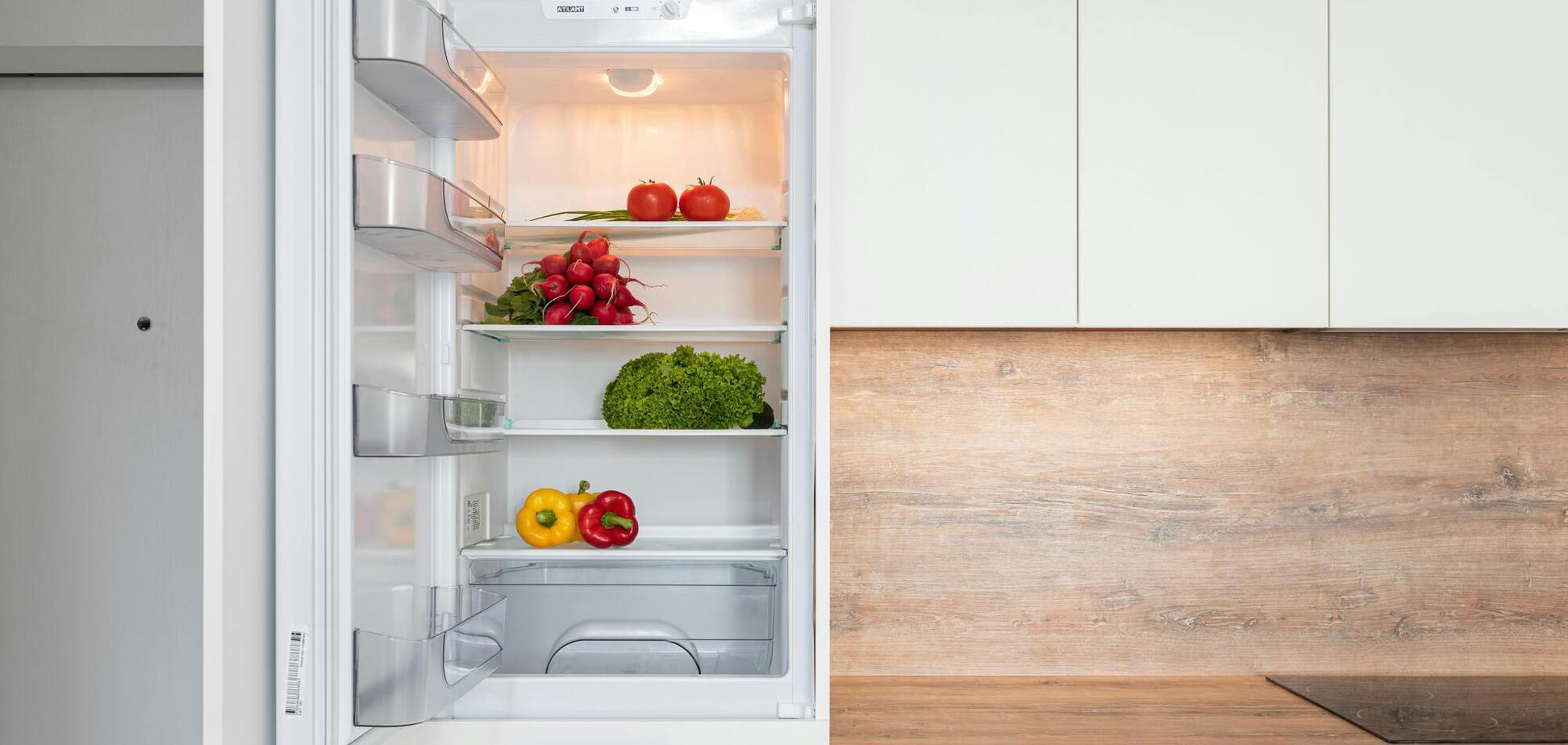 Чи безпечно їсти страви прямо з холодильника: деталі вживання холодних продуктів