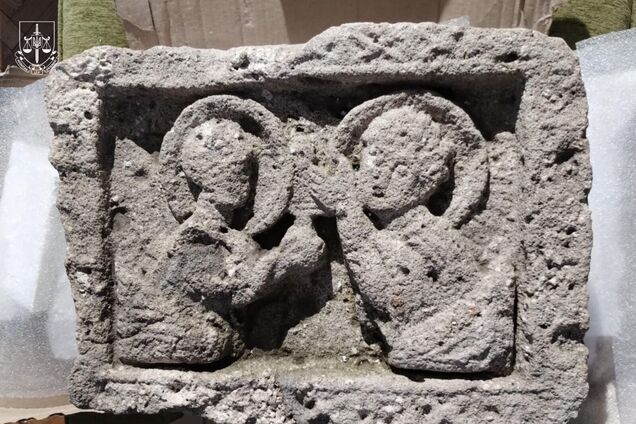 На Волині знайшли двох ангелів часів Київської Русі. Фото історичної пам'ятки