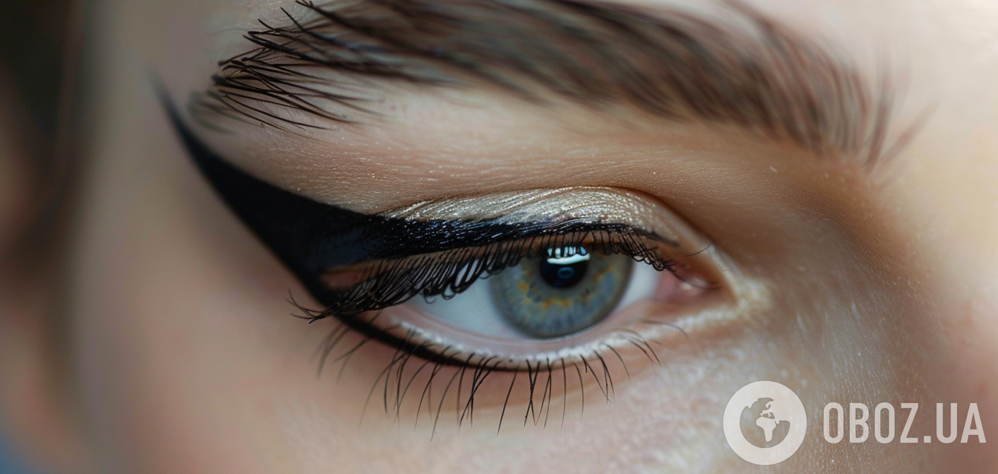 Як правильно виділити очі підводкою: королівський лайфхак