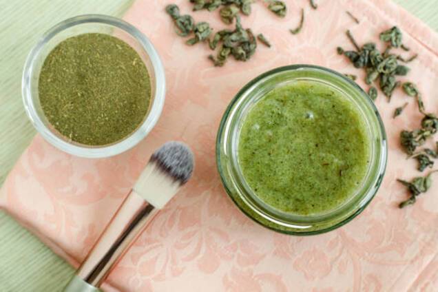 Приготування маски для обличчя із зеленого чаю: переваги та способи застосування