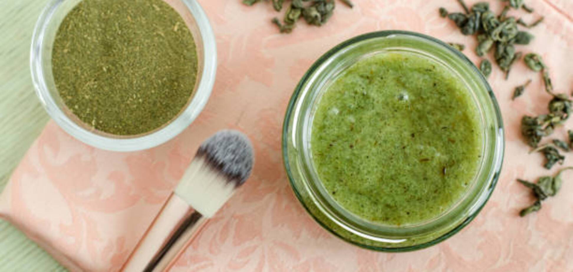 Приготування маски для обличчя із зеленого чаю: переваги та способи застосування