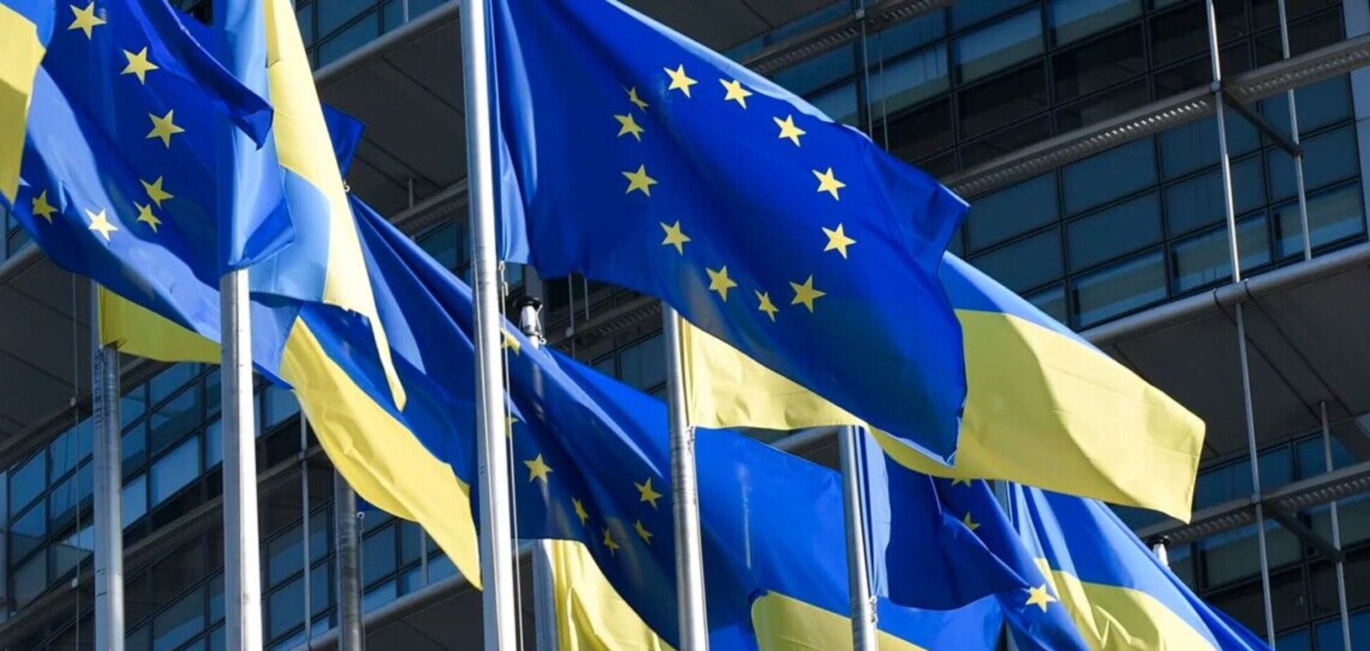 Грантовые программы и поддержка СМИ: как ЕС помогает гражданскому обществу в Украине во время войны