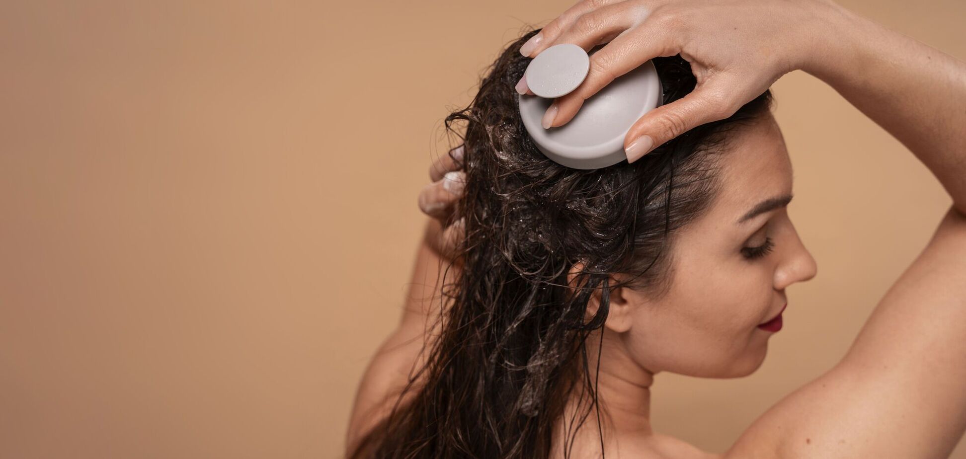 Совместное мытье: метод очистки волос, о котором следует знать