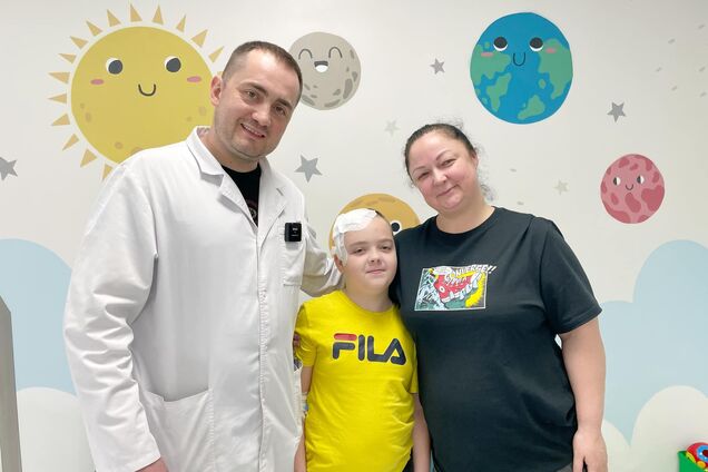 Во Львове врачи удалили обломок мины из мозга 9-летнего мальчика из Херсона: его друг во время обстрела погиб на месте. Фото