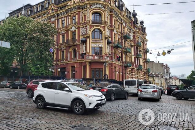 Київ вранці скували численні затори