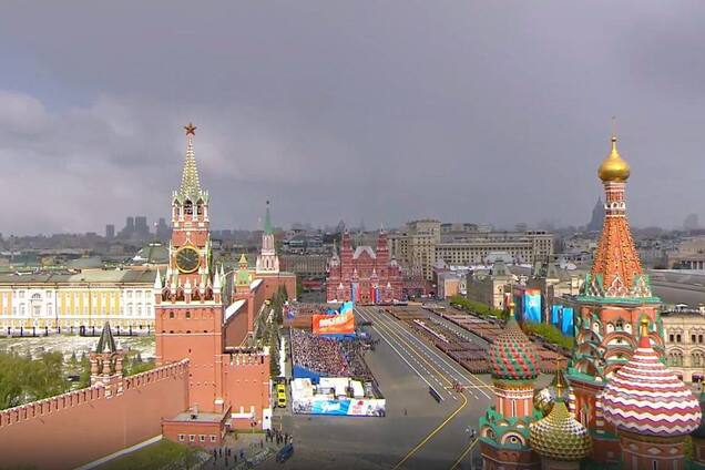В России устроили шабаш по случаю 9 мая: кто прибыл на парад к Путину. Фото и видео