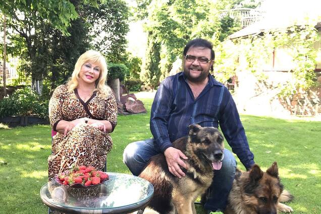 Світлана Білоножко відверто розповіла про життя після смерті чоловіка і зі сльозами на очах зізналася, які аудіо досі не може послухати