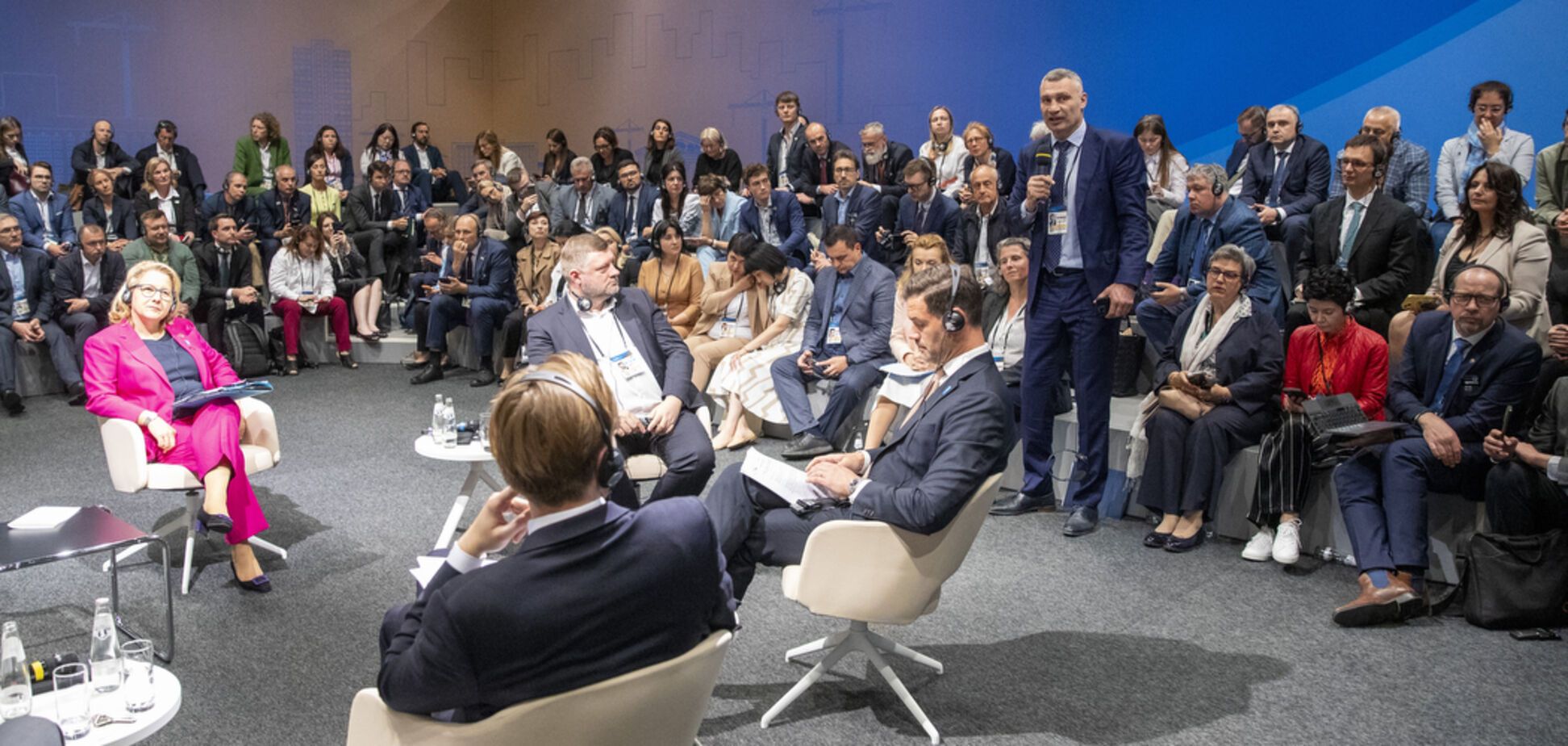 Наші партнери готові допомагати: Кличко в Берліні взяв участь у Міжнародній конференції з відновлення України