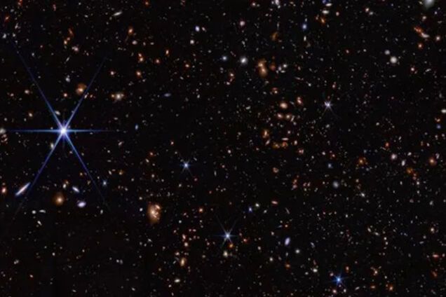 В далекой галактике обнаружен углерод, который переворачивает наше представление о времени возникновения жизни