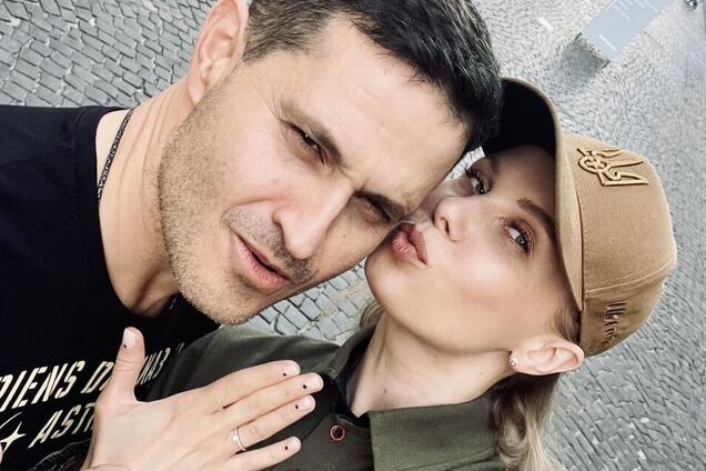 Ахтем Сеітаблаєв скасував весілля зі своєю нареченою і видалив з мережі усі спільні фото