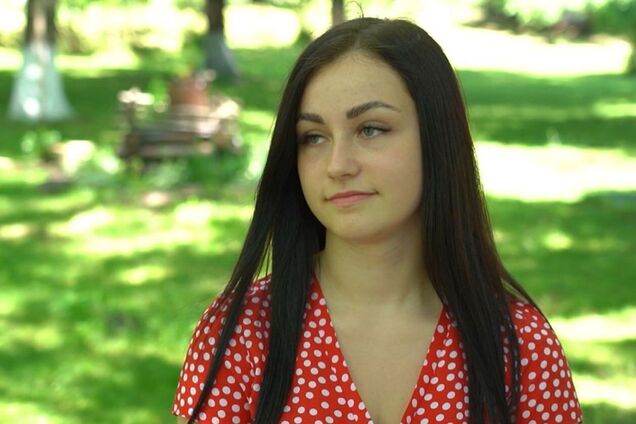 17-летняя девушка из Чернигова после ранения прошла курс реабилитации от Фонда Рината Ахметова