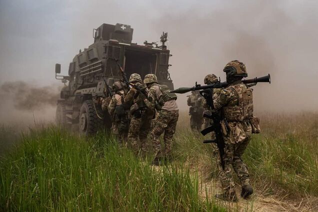 Дожди станут проблемой для армии Путина? Генерал Романенко оценил факторы, влияющие на ход войны