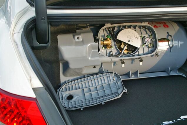 Украинских водителей штрафуют за автогаз