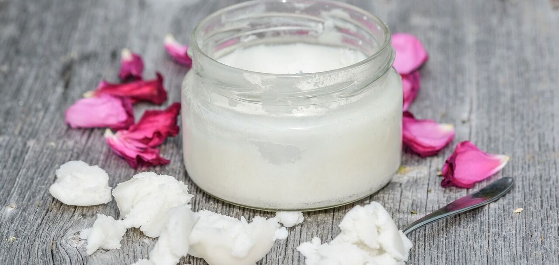 Чи безпечна кокосова олія: її переваги та недоліки