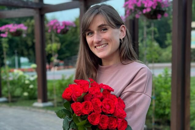 'Без челки лучше!' Даша Евтух показала себя три года назад и восхитила сеть