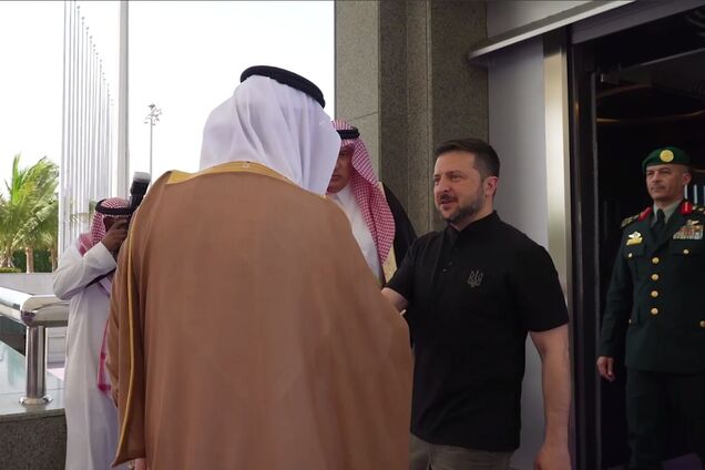 Зеленский прибыл в Саудовскую Аравию и встретился с принцем аль Саудом: детали. Видео