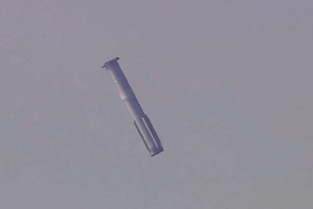 SpaceX Маска опублікували вогняне відео морської посадки прискорювача ракети Starship