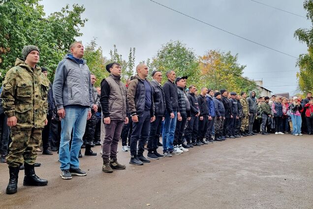 Потери России в войне – родственники мобиков жалуются, что тех бросают  штурмовать опорные пункты – видео | OBOZ.UA