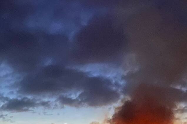 Впустили КАБ? У російському Шебекіно пролунав сильний вибух, піднявся стовп диму. Фото і відео