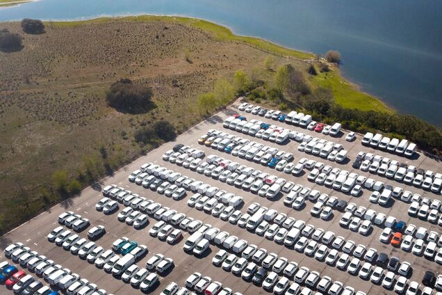 Украинцы продолжают дешевые китайские автомобили